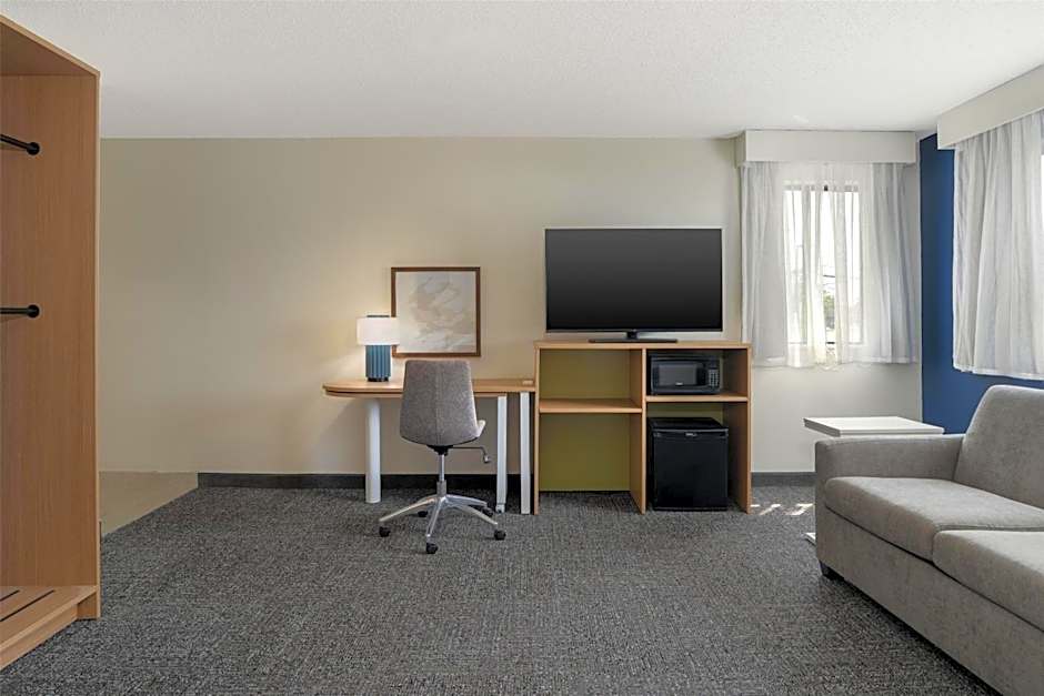 Spark by Hilton Carlisle South