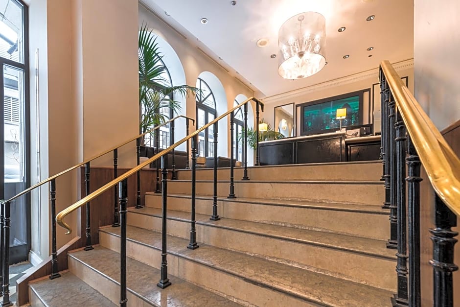 Holiday Inn Express Chicago - Magnificent Mile By IHG