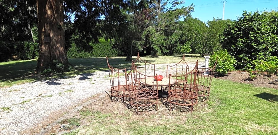 LE CHALET SUISSE - Chambre bleue
