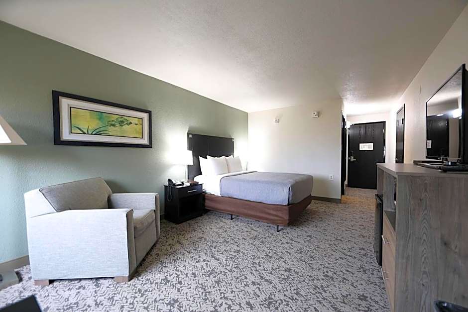 Quality Inn & Suites Mattoon South