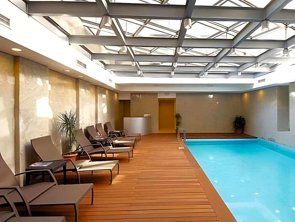 Ontur Izmir Otel
