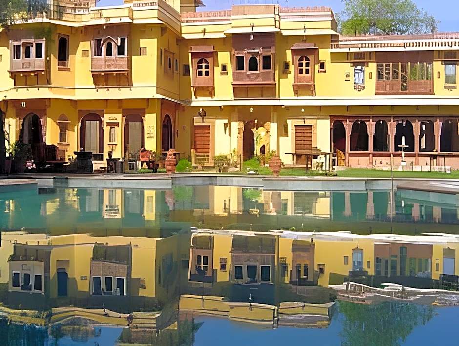 Ravla Bhenswara Hotel