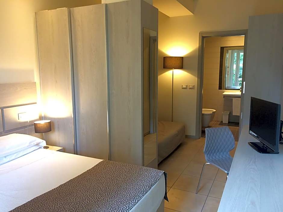 Accademia Hotel