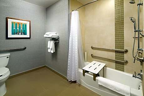 Queen Room with Two Queen Beds, Sofa Bed and Accessible Tub