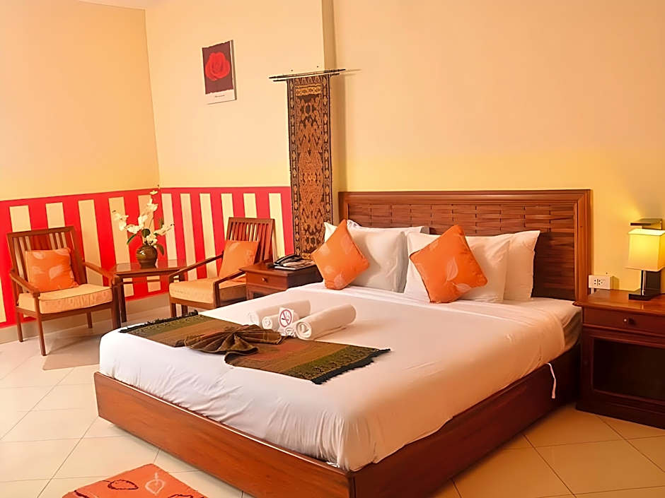Photo 1 of 50 of New Rose Boutique Hotel