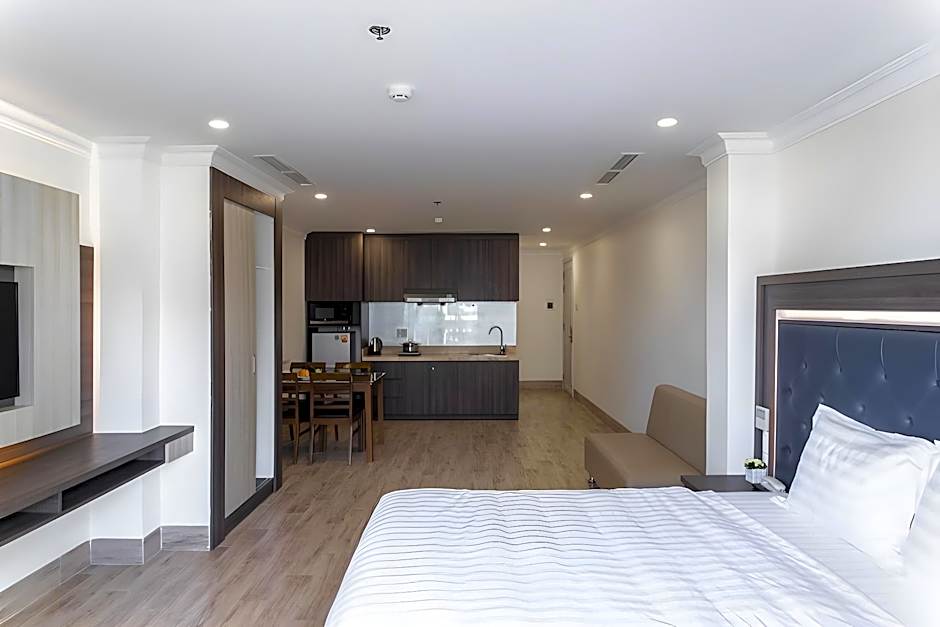 Seven Seas Hotel and Apartment