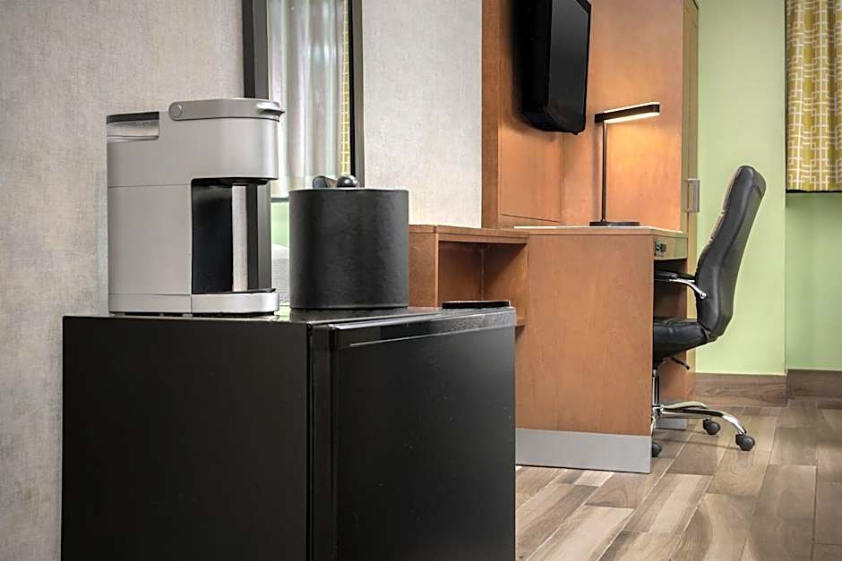 Holiday Inn Express Manhattan Midtown West By IHG