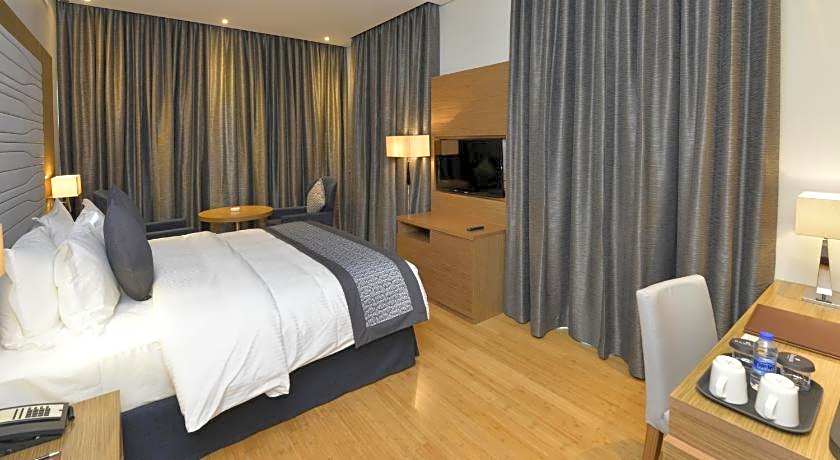 Ramada Manama City Centre