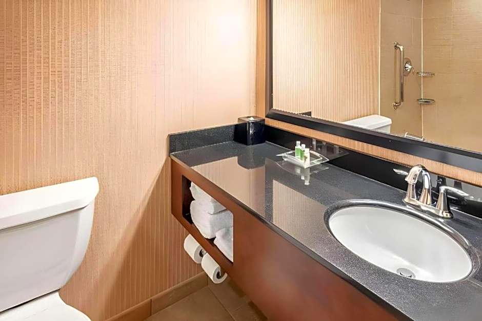 White Peak Hotel  Frisco By IHG