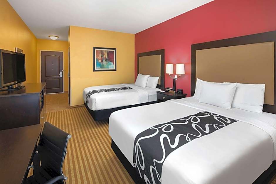 La Quinta Inn & Suites by Wyndham Union City