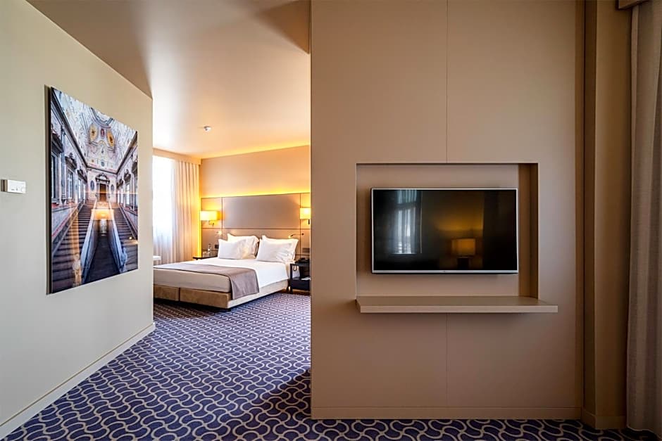 Hotel Dom Henrique - Downtown