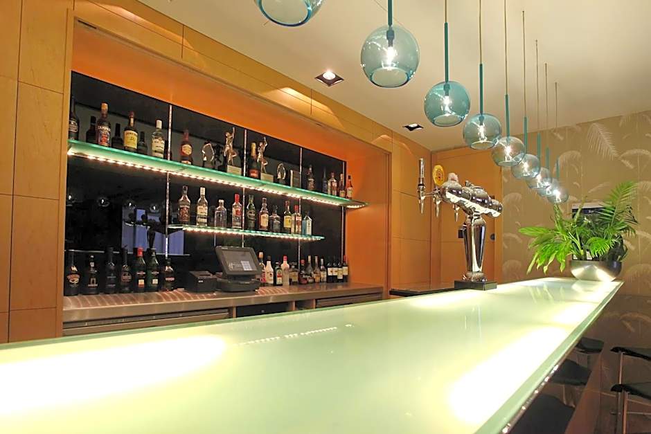 Holiday Inn Express Birmingham Redditch By IHG