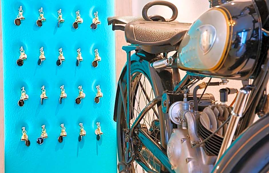 Bernstein Hotel "50`s Seaside Motel"