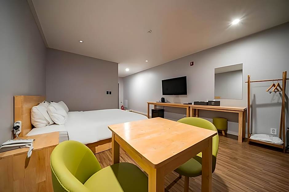 Gangneung Pine City Hotel