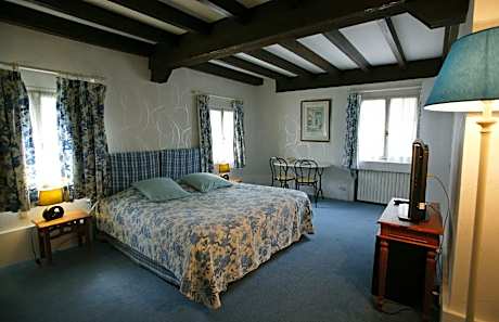 2 Bedroom Family Garden Apartment