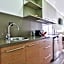 Indulge Apartments - Ontario