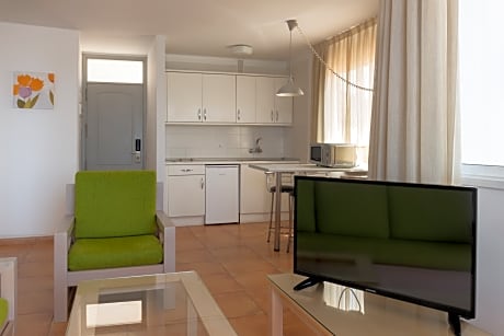 ONE BEDROOM SUPERIOR 2 ADULTS