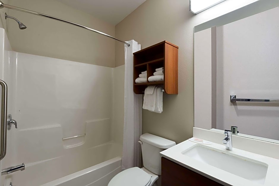 Microtel Inn & Suites Windham