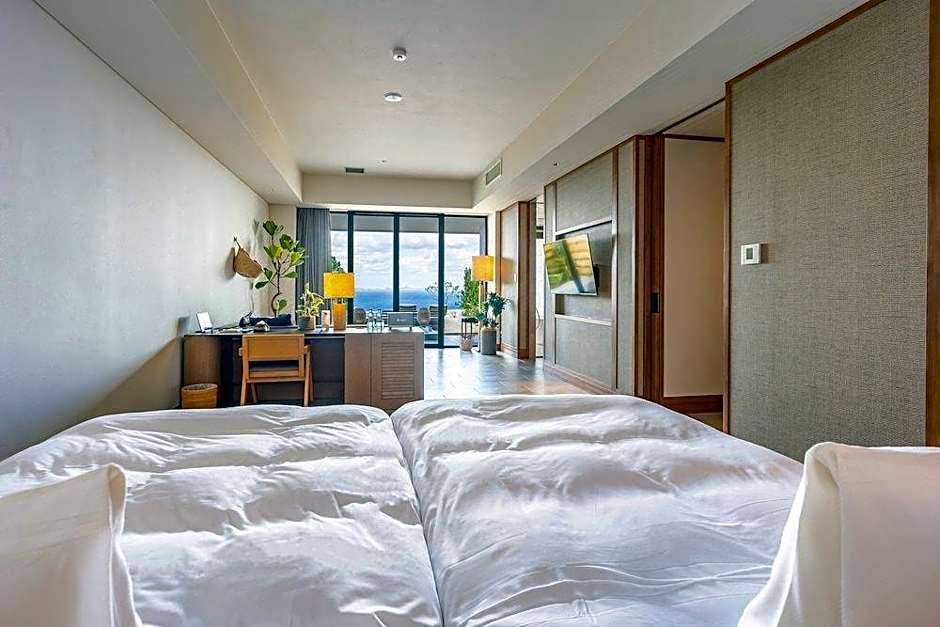 One Suite THE GRAND