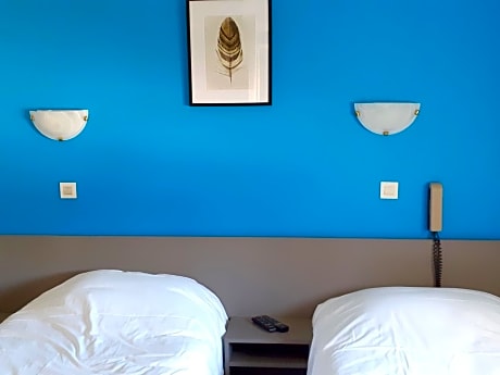 Twin with Shower and Private Toilet