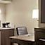 La Quinta Inn & Suites by Wyndham Newark - Elkton