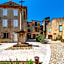 Les Greniers Du Chateau