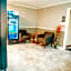Country Garden & Suites-Benton