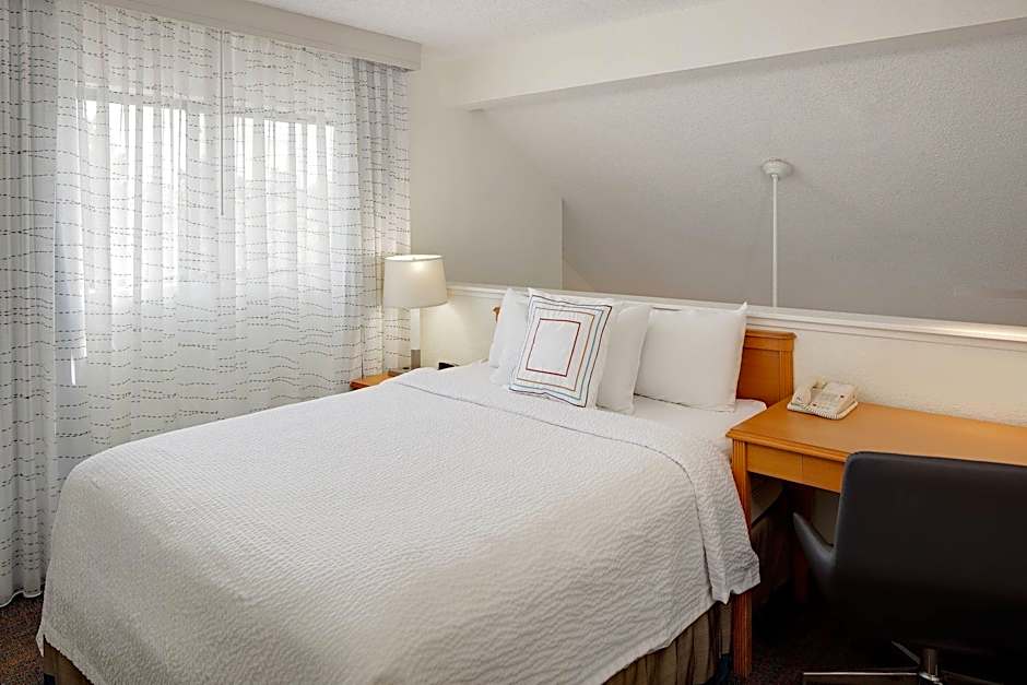 Residence Inn by Marriott Detroit Troy/Madison Heights
