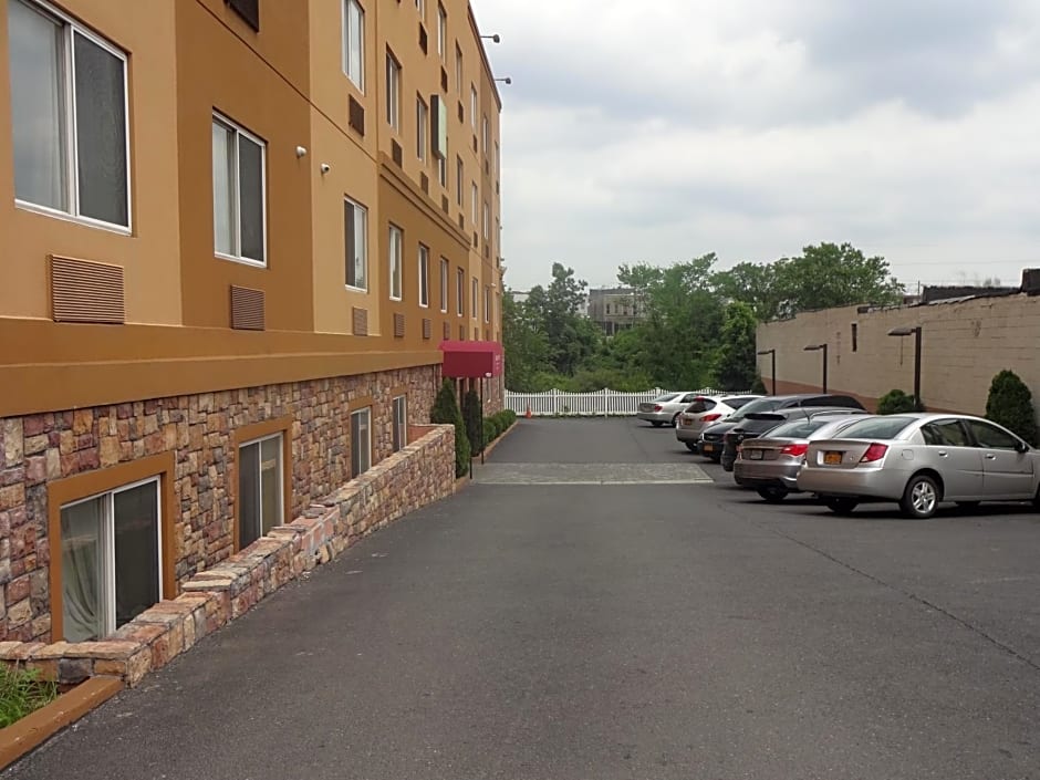 Sheridan Hotel