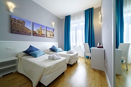 Double or Twin Room with Private Bathroom