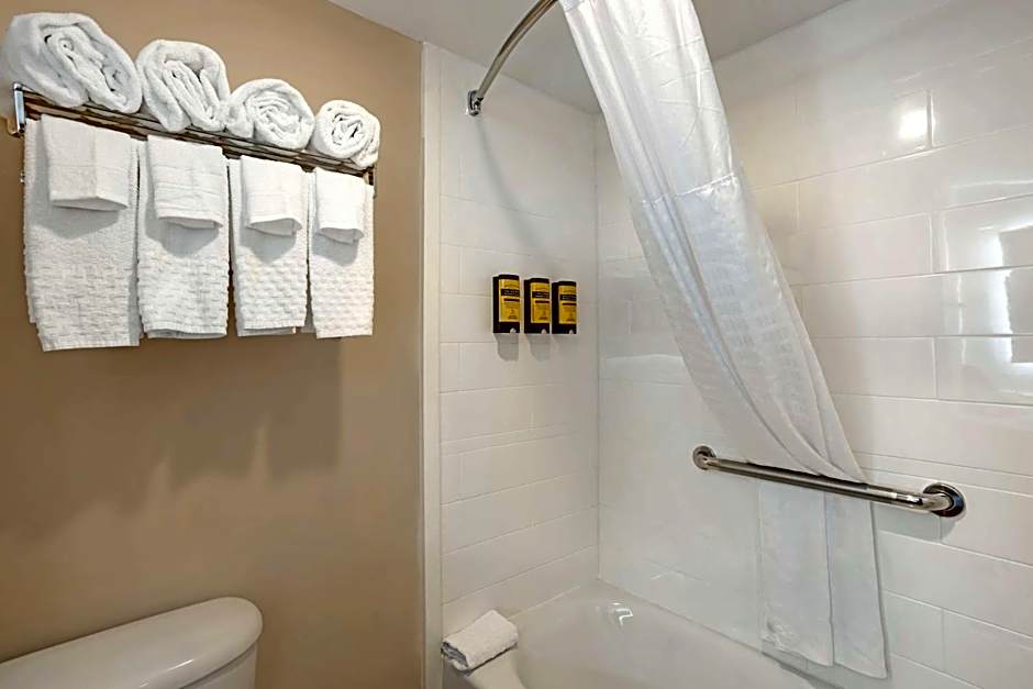 Best Western Plus Fairfield Hotel