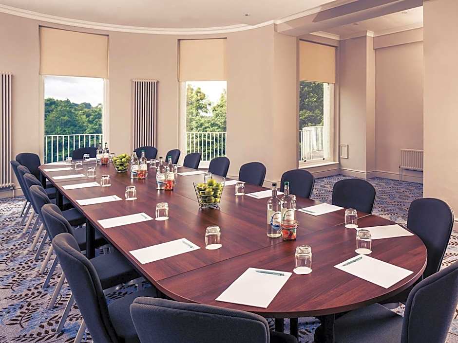 Mercure Gloucester Bowden Hall Hotel