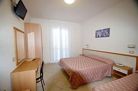 Quadruple Room with Balcony