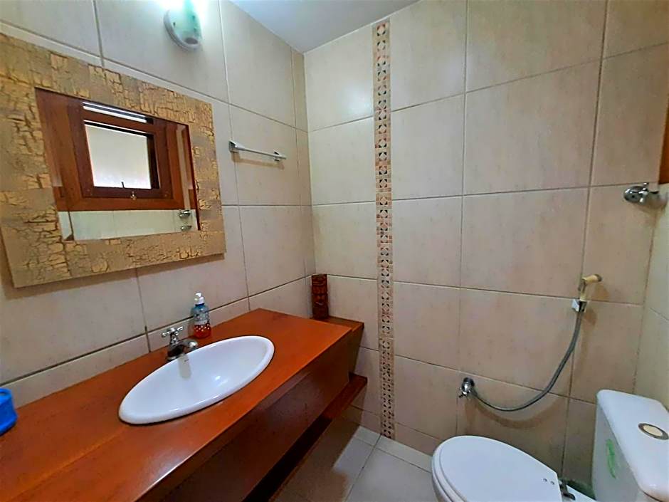 3Suítes, piscina e vista do mar em condomínio pé na areia - pátio compartilhado