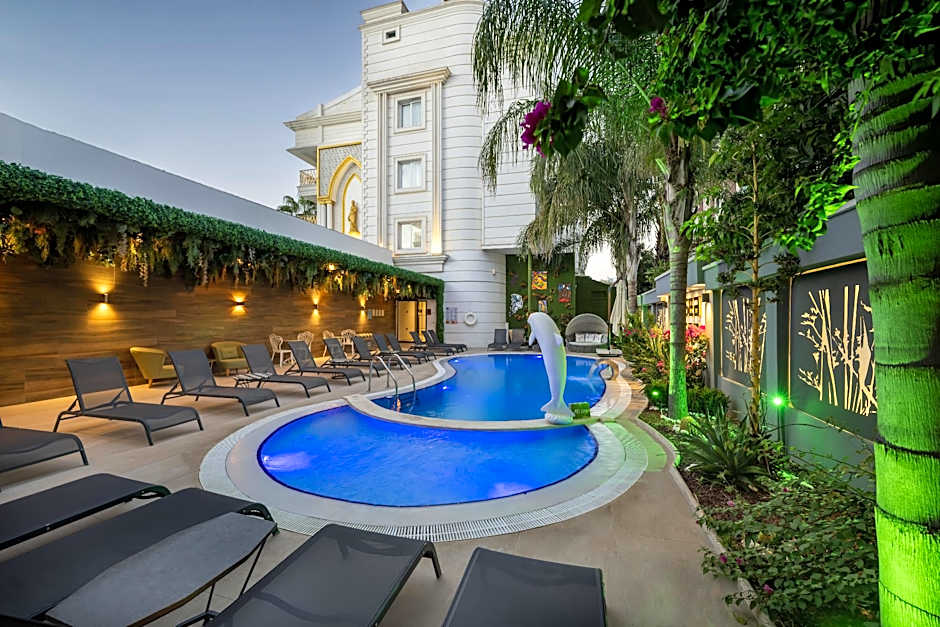 Sealife Lounge - Adult only