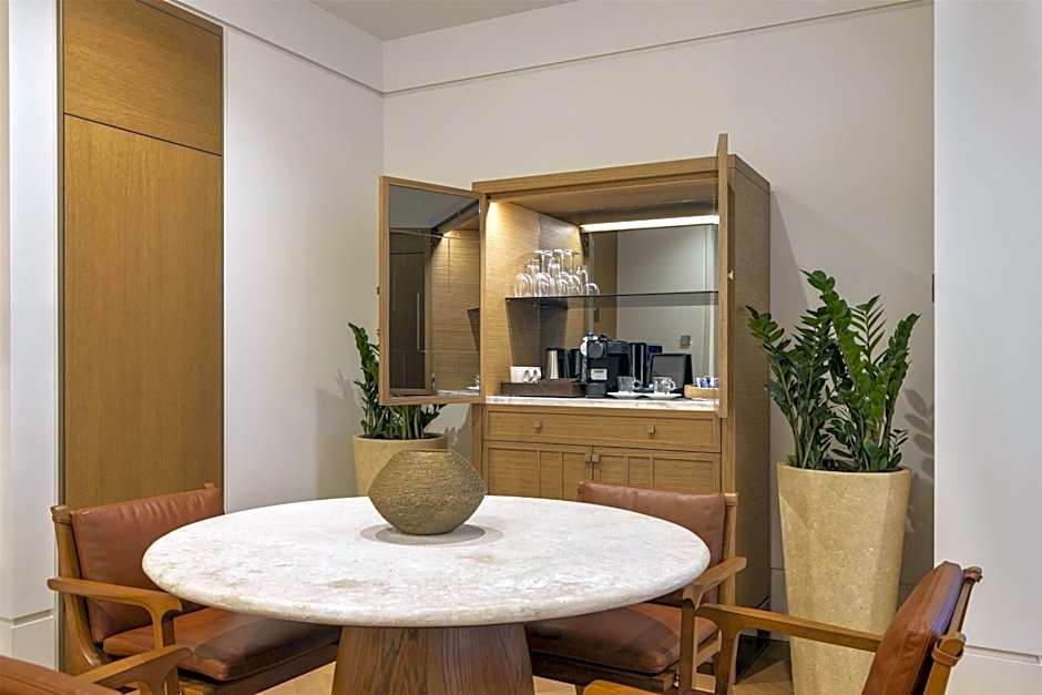 Hyatt Regency Izmir IstinyePark