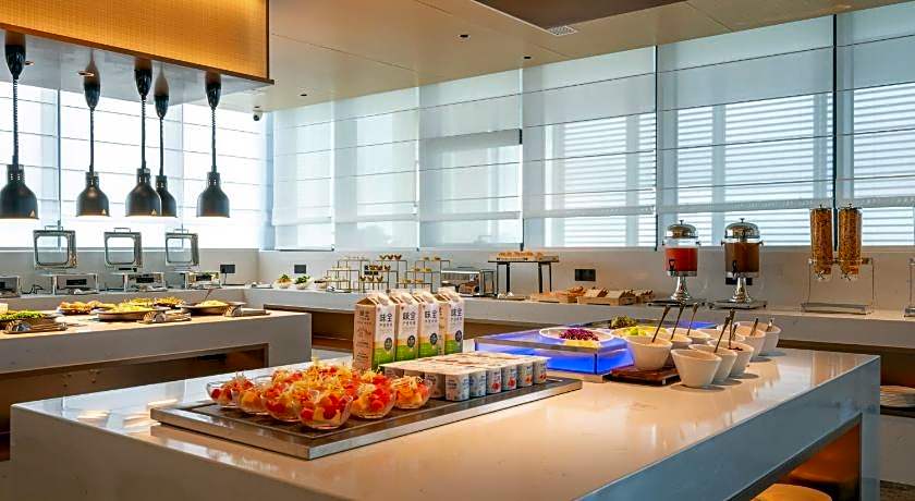 Days Inn by Wyndham Zhuhai Gongbei Port