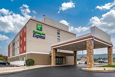 Holiday Inn Express Jonestown Ft Indiantown Gap By IHG