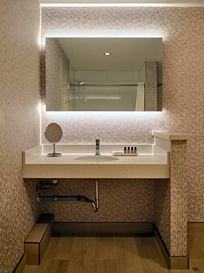 Great Blue Heron Hotel