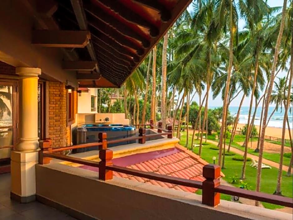 Royal Palms Beach Hotel