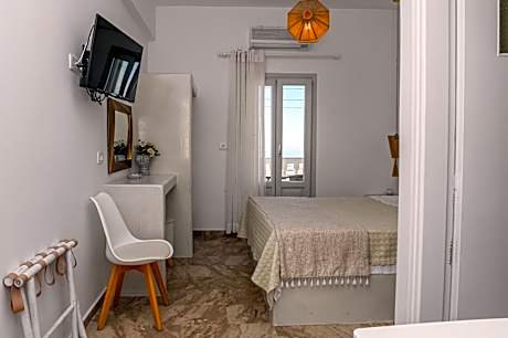 Deluxe Double Room with Sea View