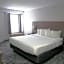Country Inn & Suites by Radisson, Council Bluffs, IA
