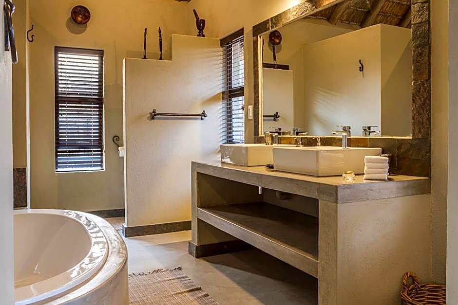 Ukuthula Bush Lodge