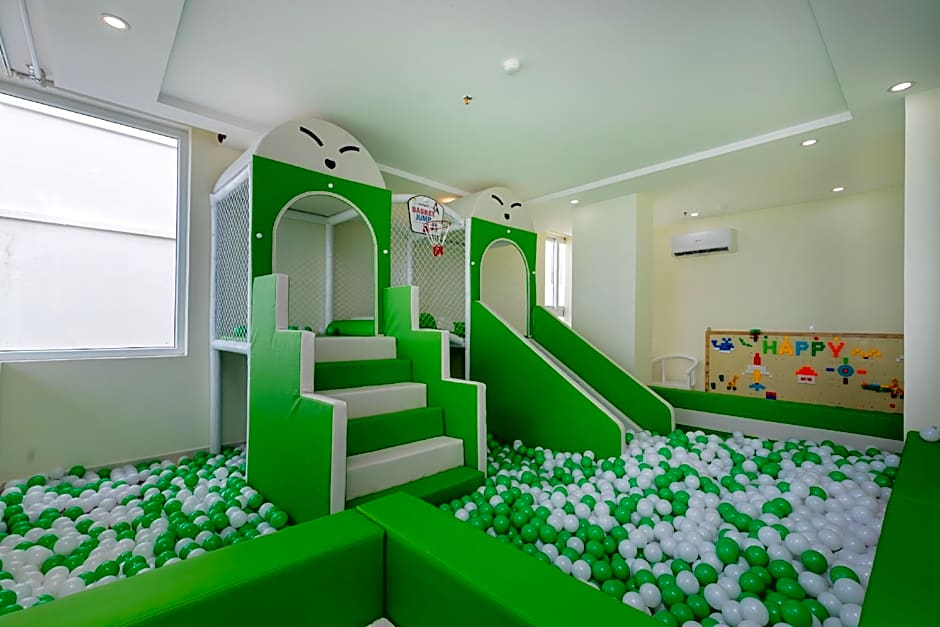 One Season Boutique Hotel Vung Tau - Beachfront