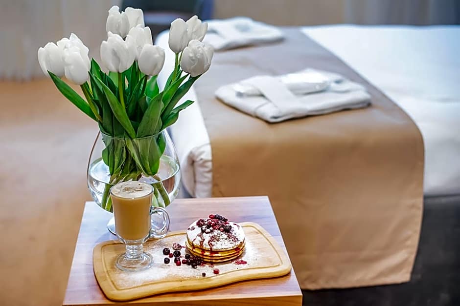 Meta Business Hotel By King David