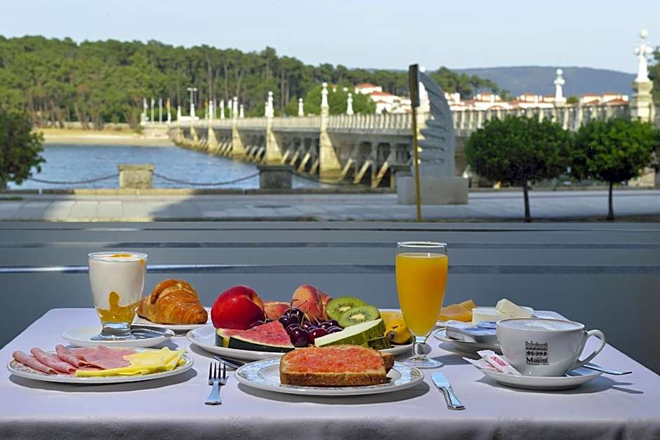 Hotel Puente de La Toja