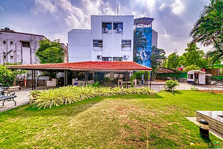 Hotel Ashwin Igatpuri Pure Veg Jain Food 