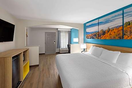 King Room - Non-Smoking