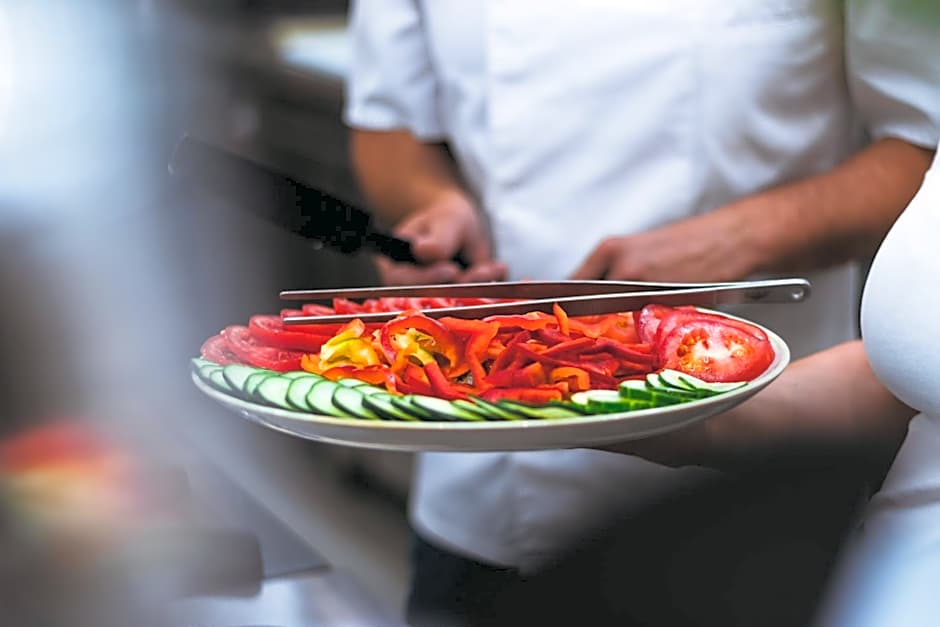 Second Life in Piran - Hotel Zala Piran with private parking and shuttle service