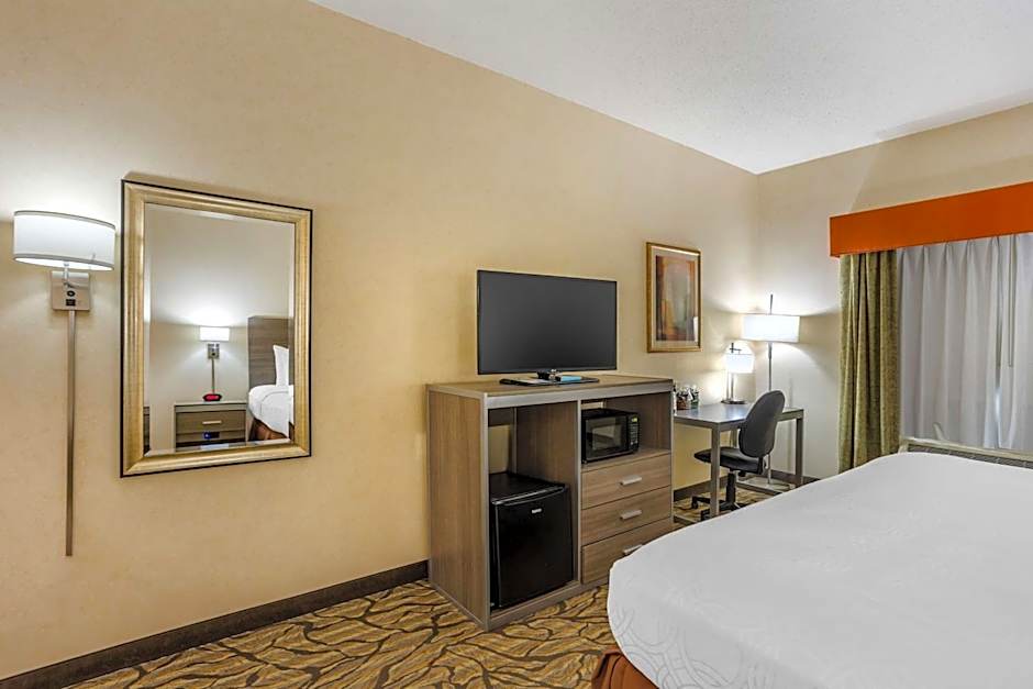 Best Western Plus Danville Inn